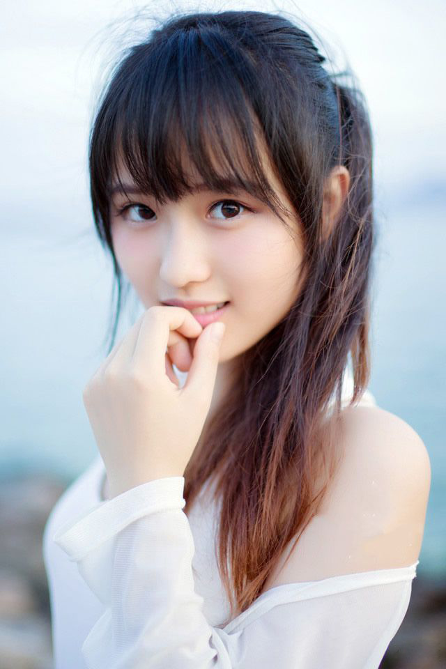 情愿让日子过得忙迫，也不要让日子过得无聊。——罗兰